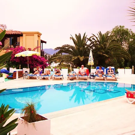 Dasis Hotel apartamentowy 3*