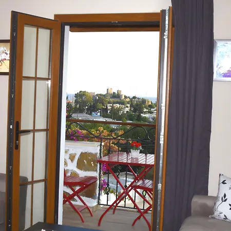 Ξενοδοχείο με διαμερίσματα Dasis 3*