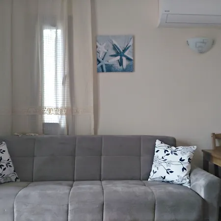 Ξενοδοχείο με διαμερίσματα Dasis 3*